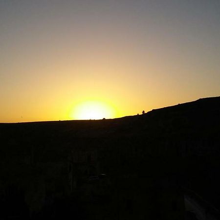 Appartement Tutte Le Albe Nei Sassi à Matera Extérieur photo
